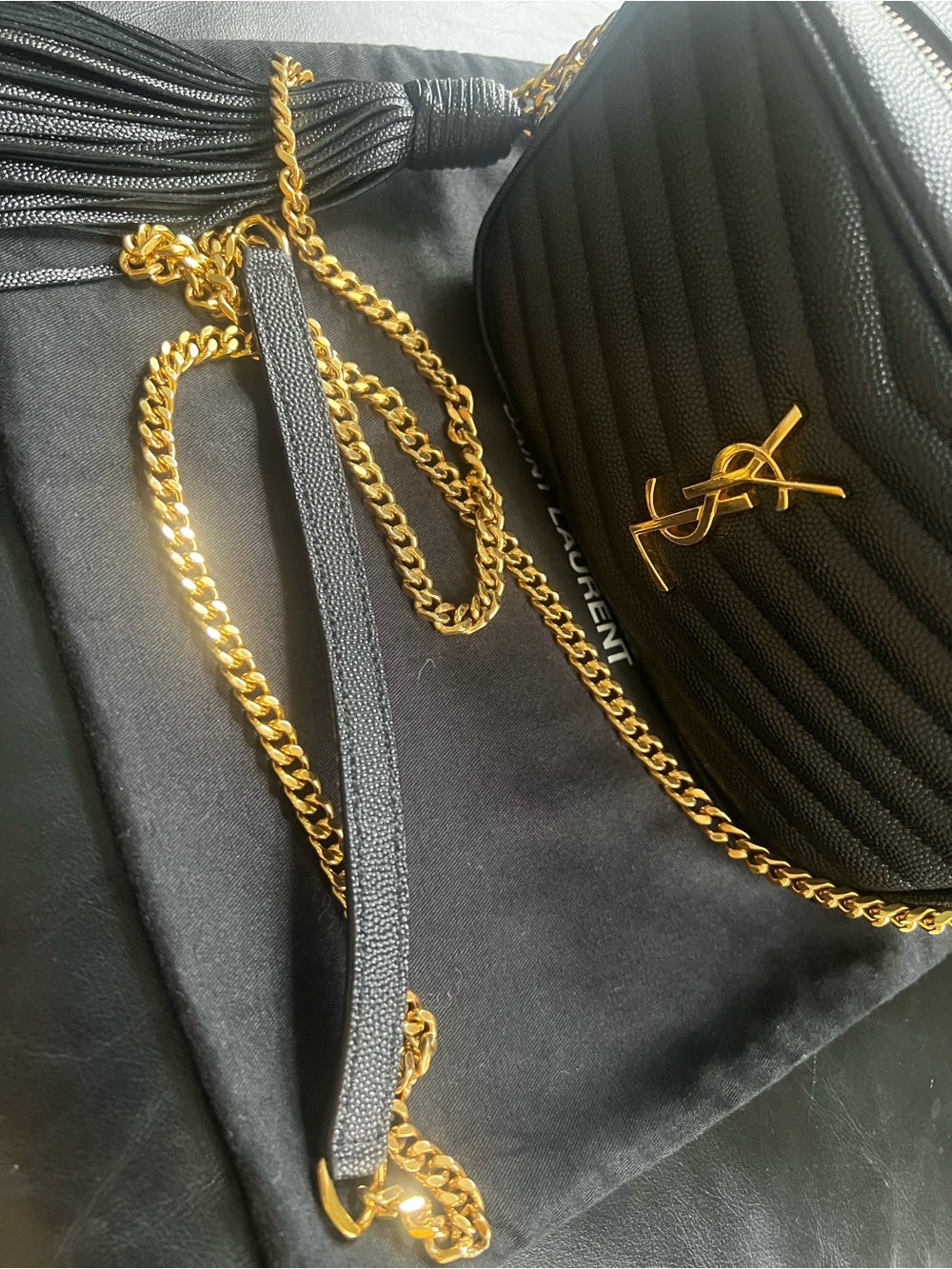 Saint Laurent Black Chevron Quilted Crossbody Camera Bag with Gold YSL Logo - Picture 3 of 15